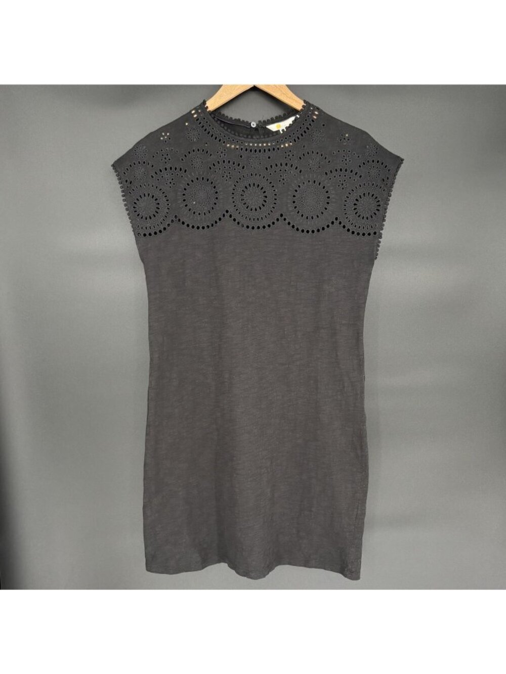 Boden Women's Cutwork Jersey T-Shirt Dress 6 Black Eyelet Cotton Shift Boho